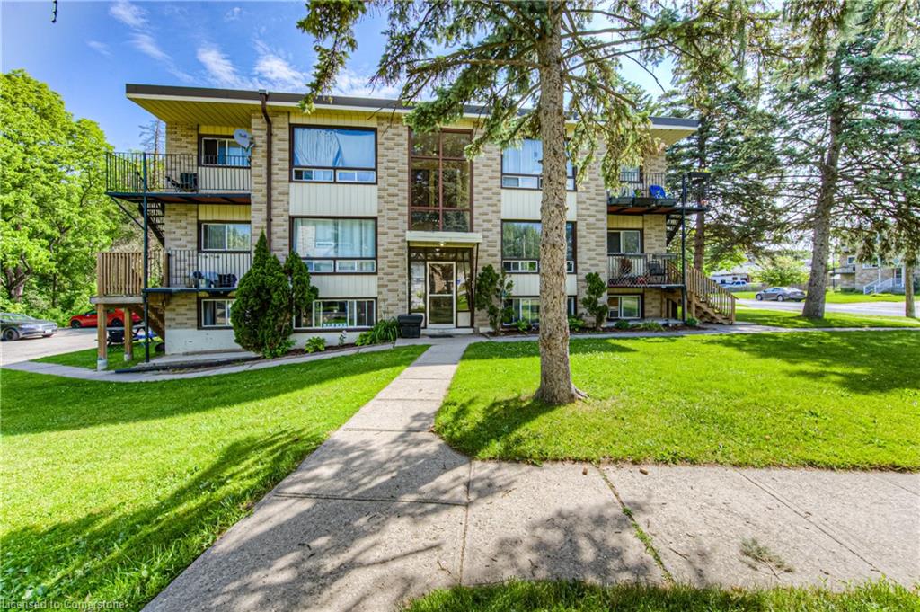 76-barbara-crescent-kitchener-ontario-40741606