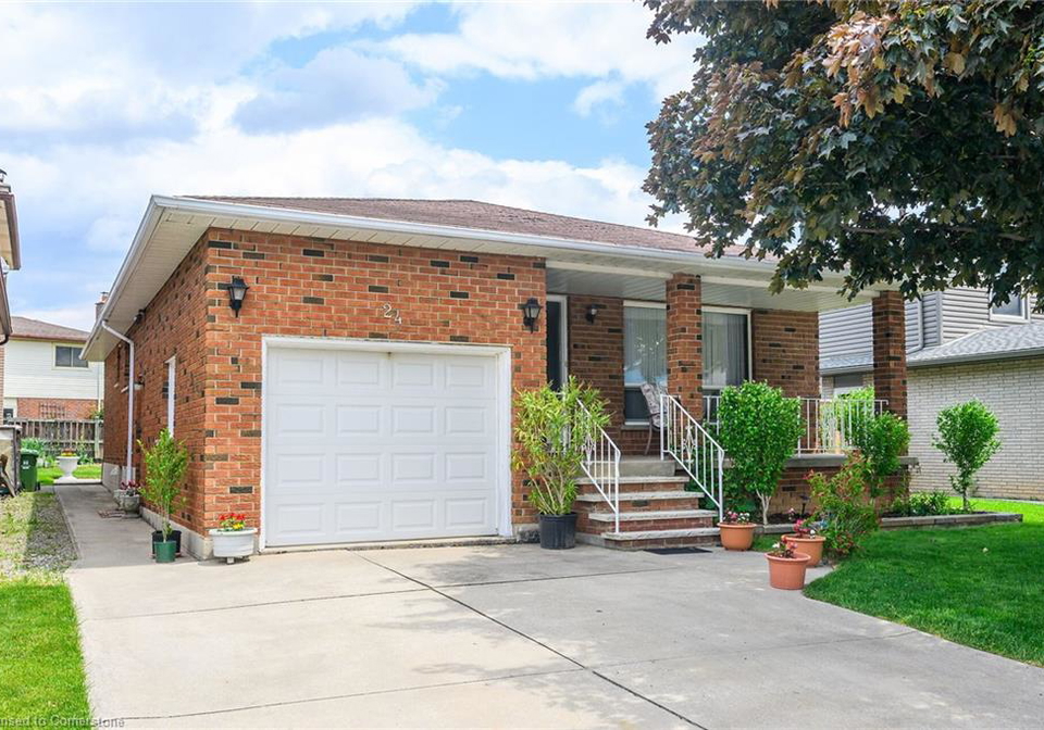 24-pheasant-place-hamilton-ontario-40741668