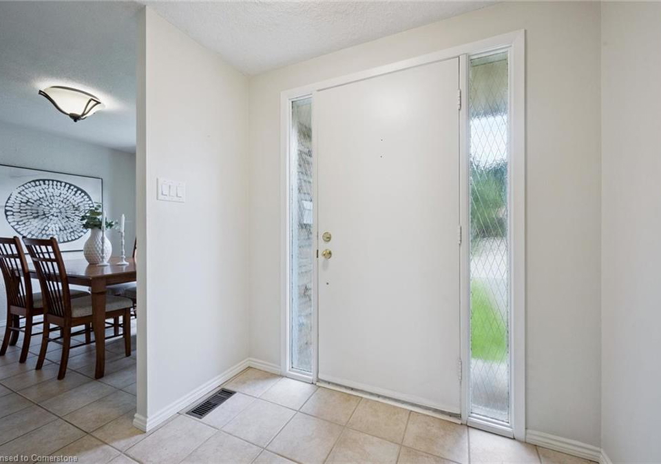 132-greendale-crescent-kitchener-ontario-40741687