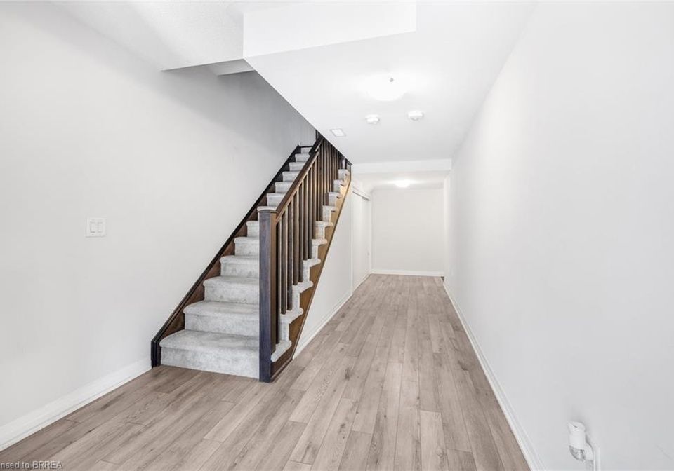 585-colborne-street-e-brantford-ontario-40741745