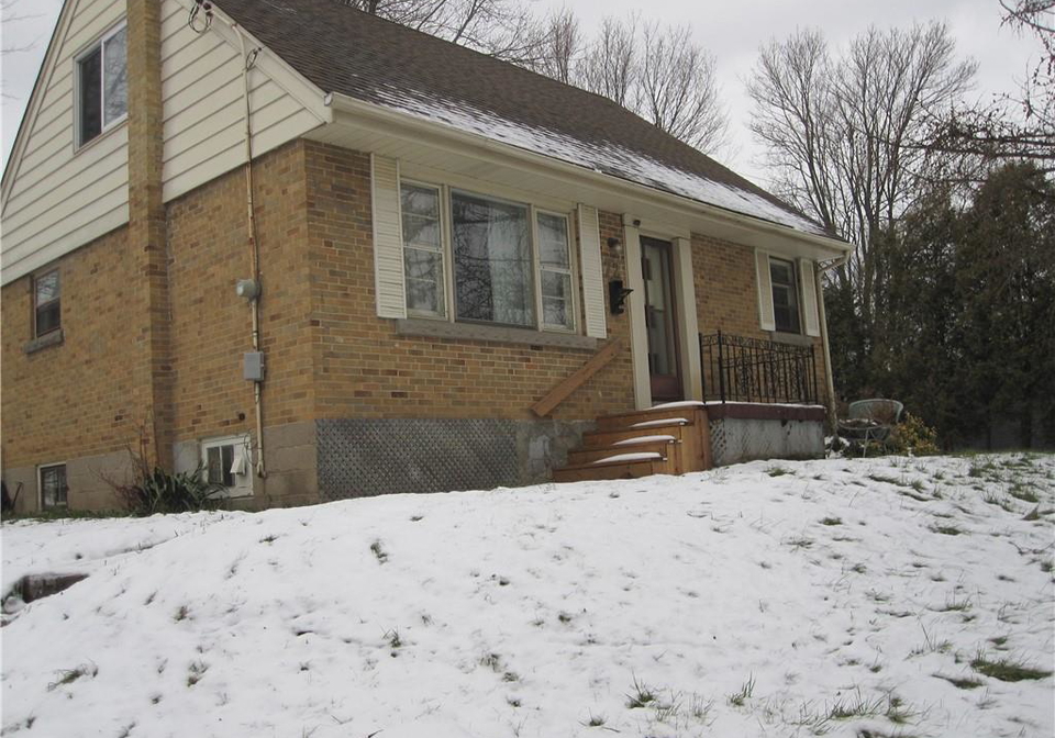 72-miles-road-hamilton-ontario-40741764