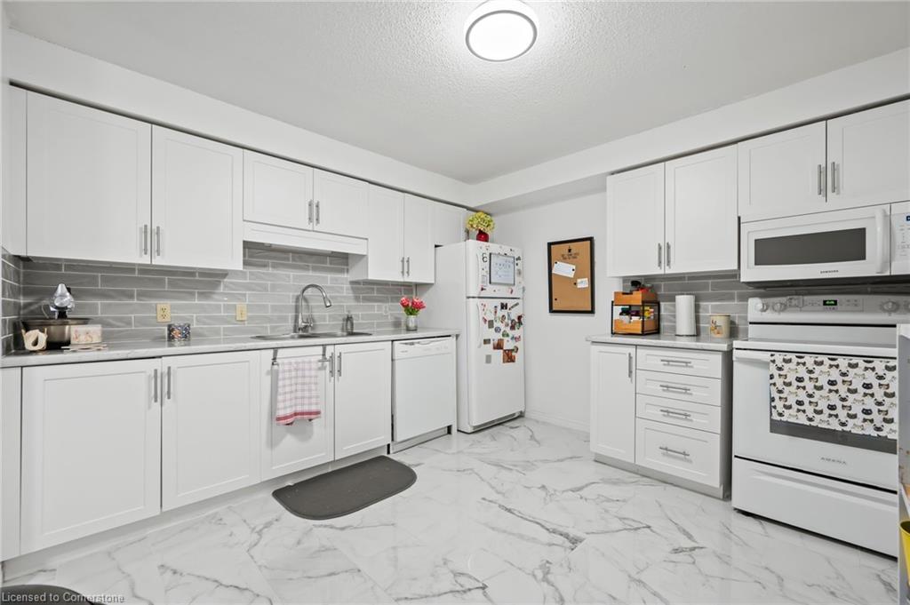 35-green-valley-drive-kitchener-ontario-40741774