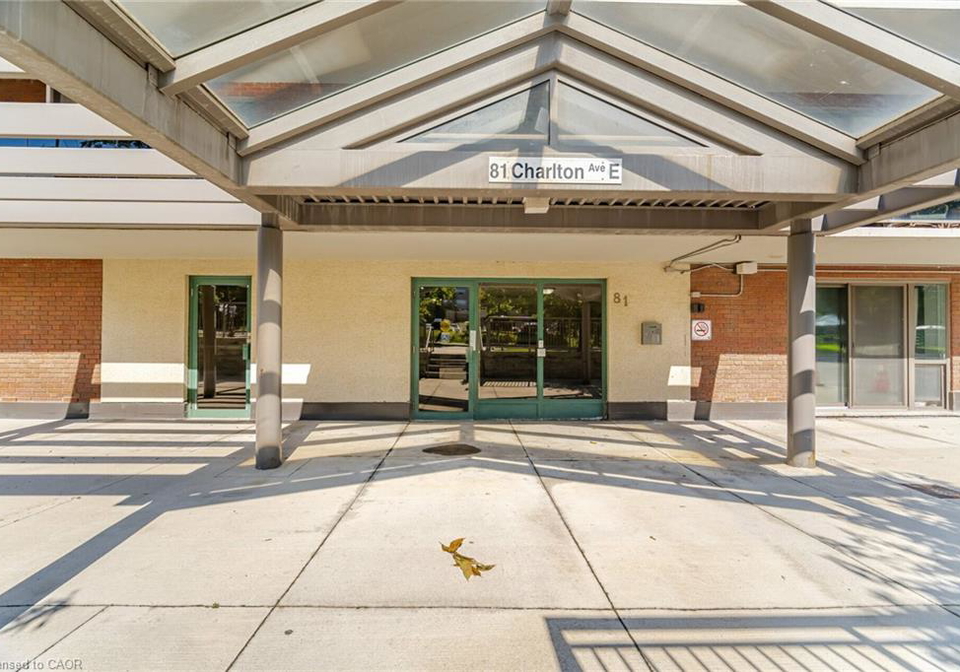 81-charlton-avenue-e-hamilton-ontario-40741822