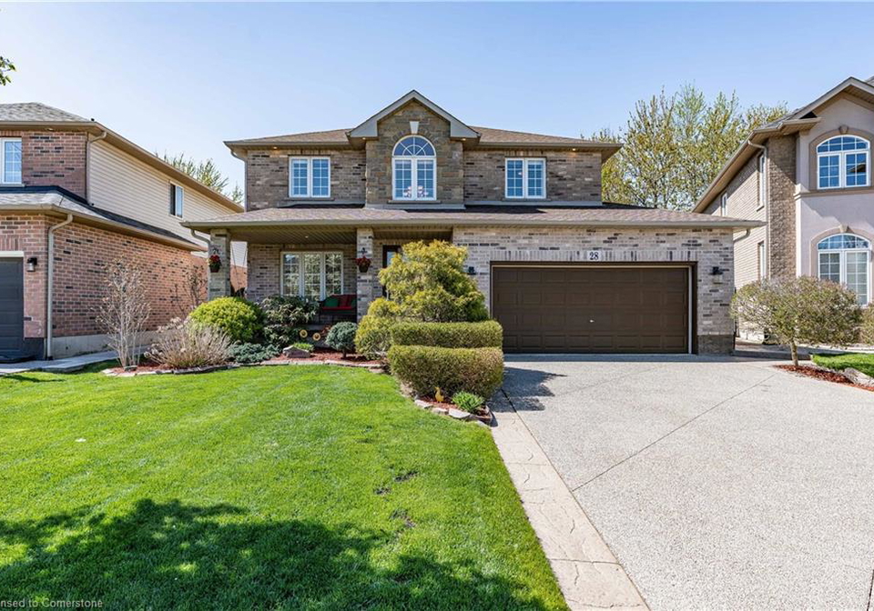 28-edgecroft-crescent-hamilton-ontario-40741824