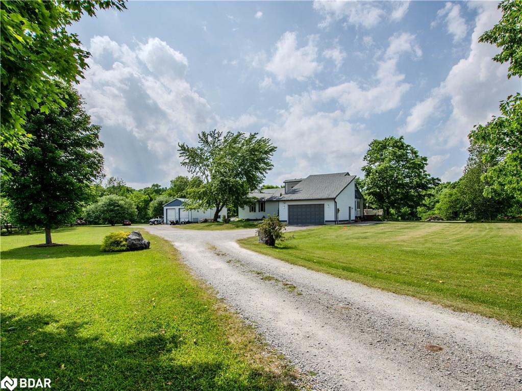 1580-flos-road-three-w-springwater-ontario-40741831