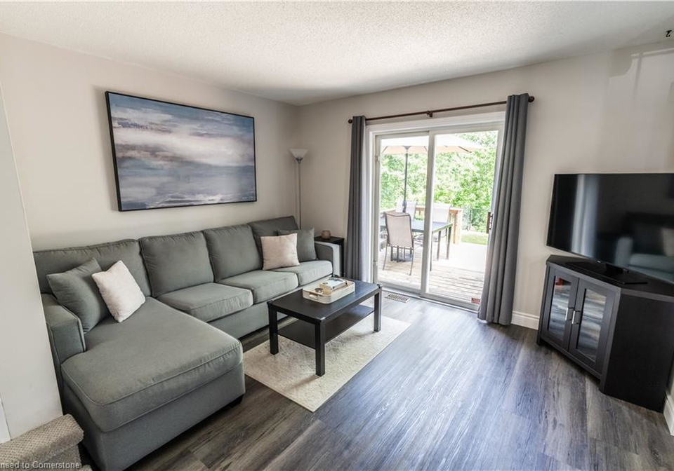 512-mayflower-street-waterloo-ontario-40741860