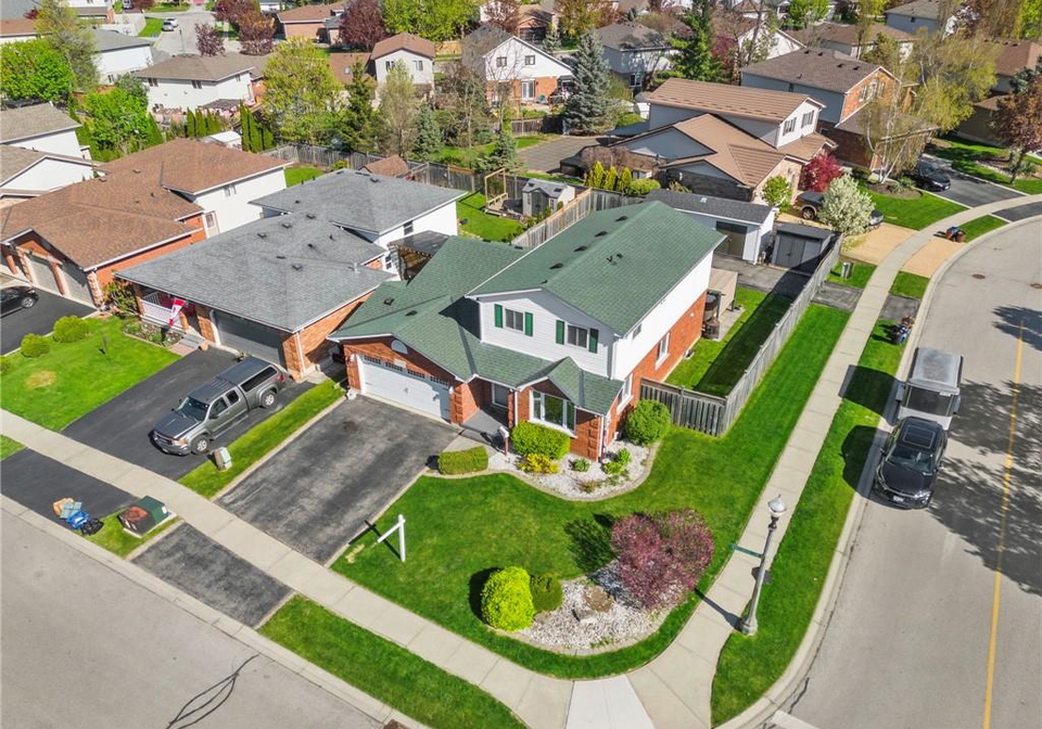 13-scottswood-lane-caledonia-ontario-40741934