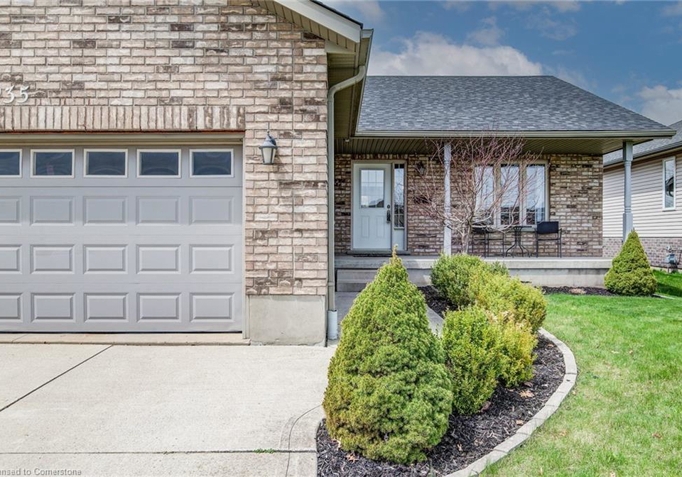 935-baker-avenue-s-listowel-ontario-40741957