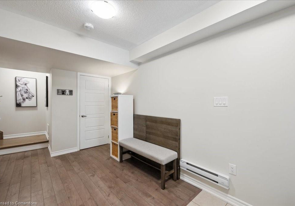1222-rose-way-milton-ontario-40742000