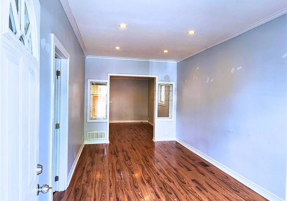 30-east-23rd-street-hamilton-ontario-40742003