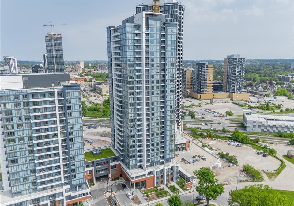 15-wellington-street-s-kitchener-ontario-40742011