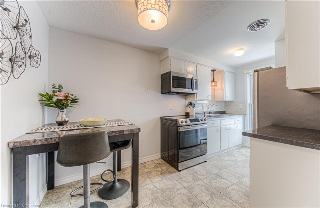 35-breckenridge-drive-kitchener-ontario-40742048