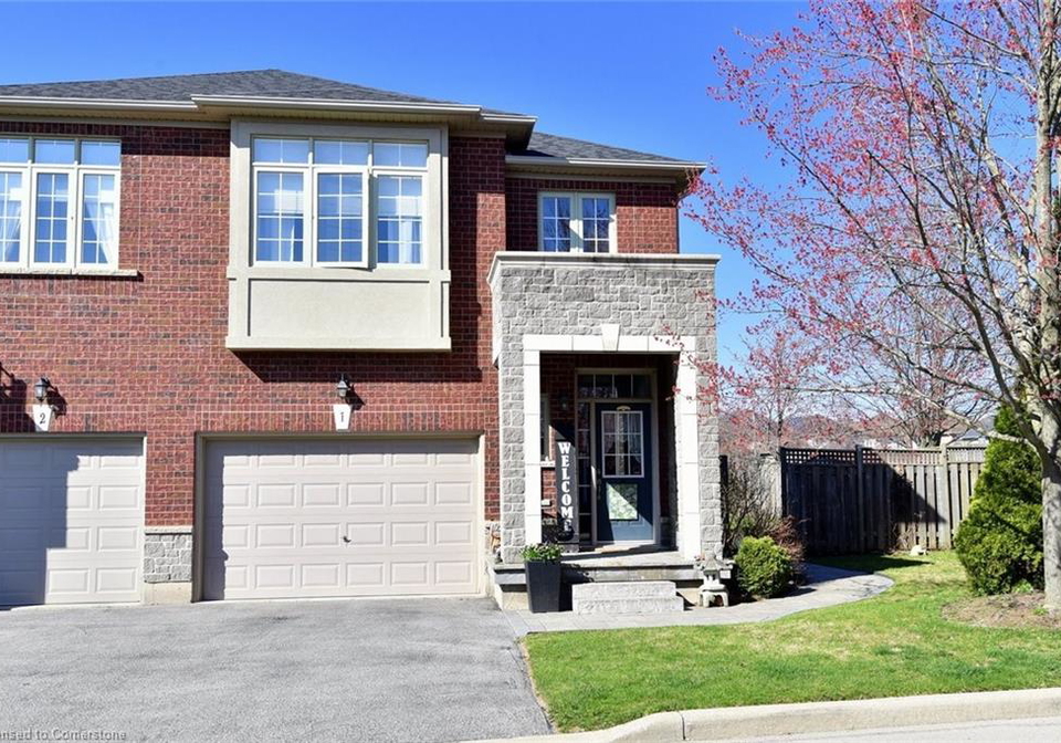 99-panabaker-drive-hamilton-ontario-40742058