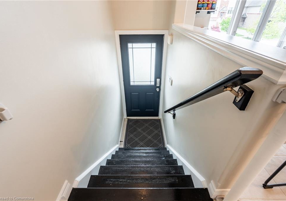 16-hemlock-way-grimsby-ontario-40742145
