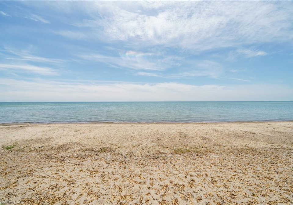 976-lakeshore-road-selkirk-ontario-40742244