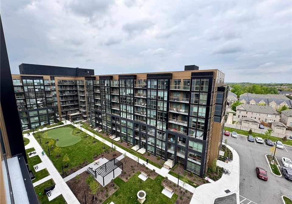 2333-khalsa-gate-oakville-ontario-40742279