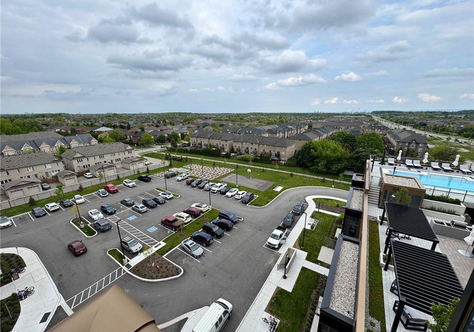 2333-khalsa-gate-oakville-ontario-40742279