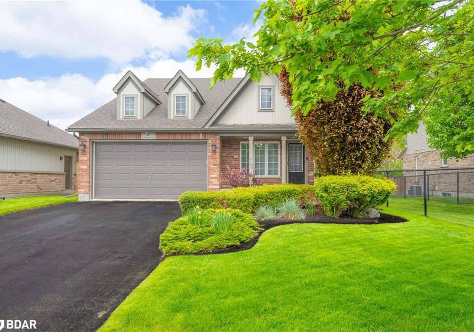 3-costigan-court-georgetown-ontario-40742298