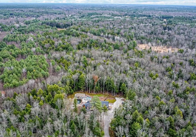 4057-cambrian-road-washago-ontario-40742409