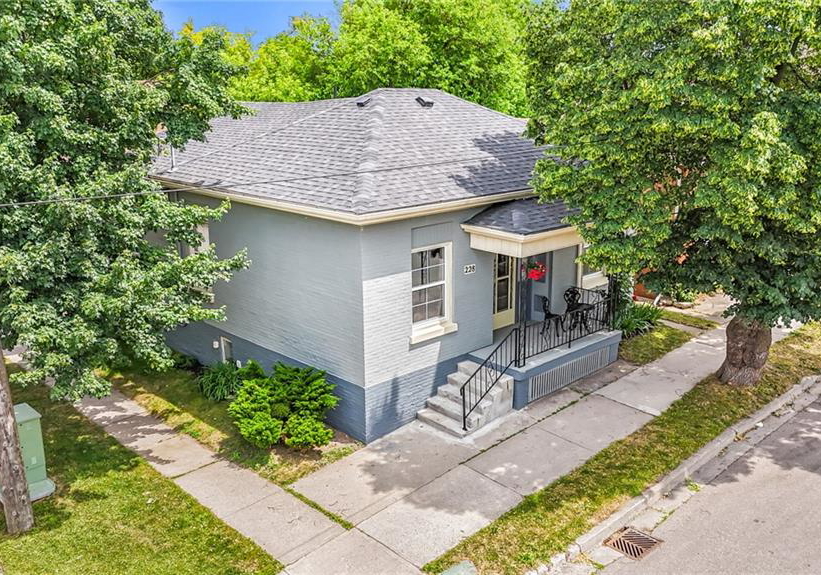 228-dalhousie-street-brantford-ontario-40742419
