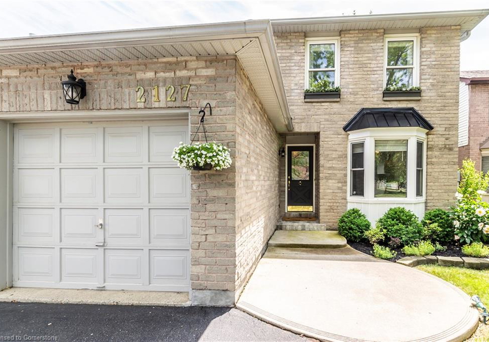 2127-hunt-crescent-burlington-ontario-40742457