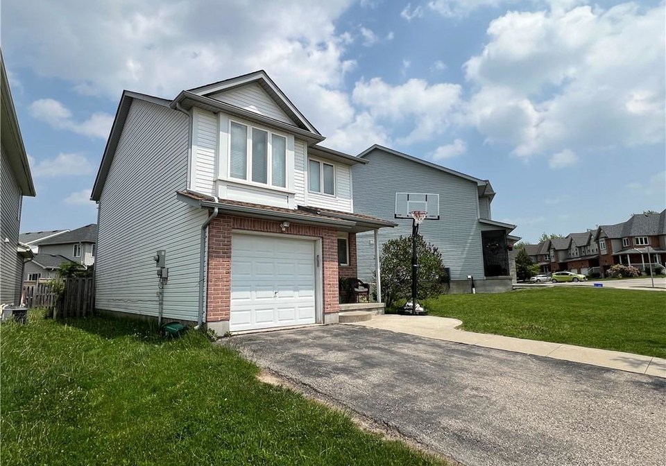 522-chablis-drive-waterloo-ontario-40742497