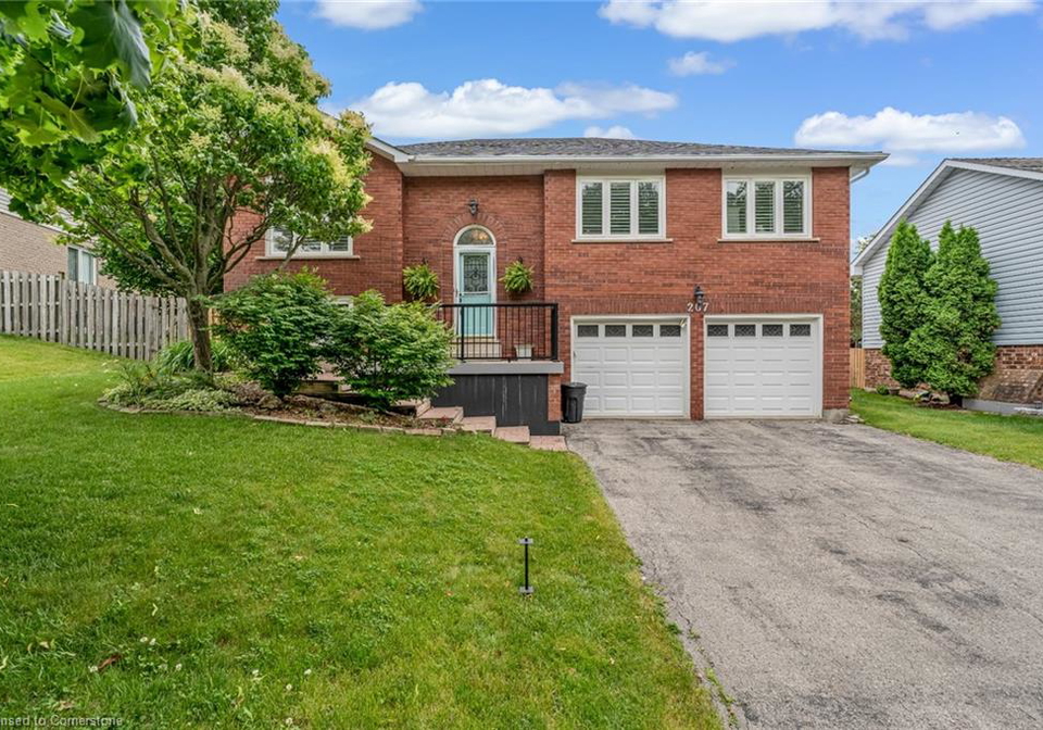 207-williamson-drive-caledonia-ontario-40742546