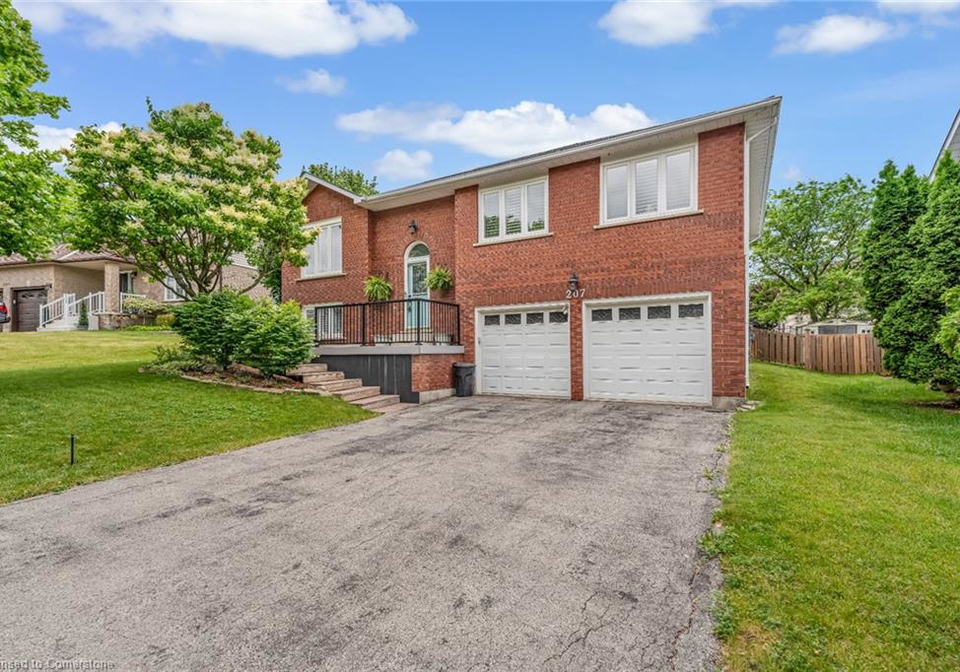 207-williamson-drive-caledonia-ontario-40742546