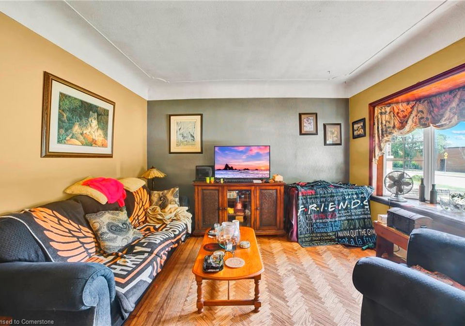 38-caledon-avenue-hamilton-ontario-40742556