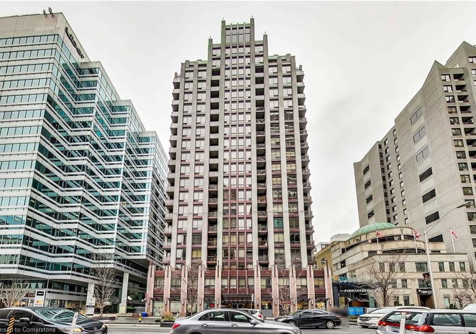 85-bloor-street-e-toronto-ontario-40742559