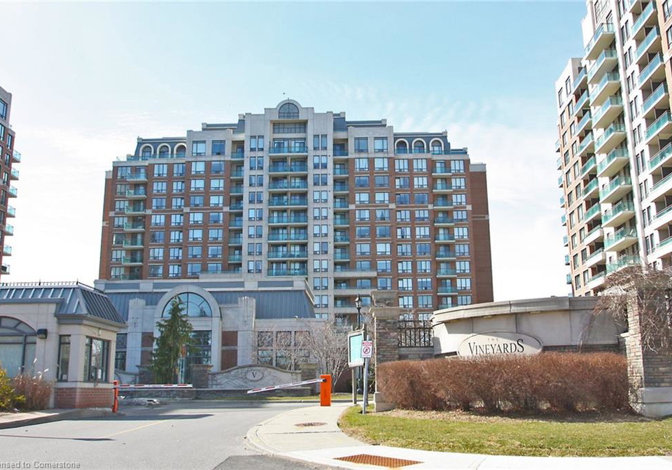 330-red-maple-road-richmond-hill-ontario-40742637