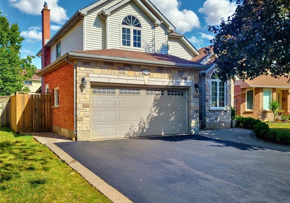 2199-heidi-avenue-burlington-ontario-40742685