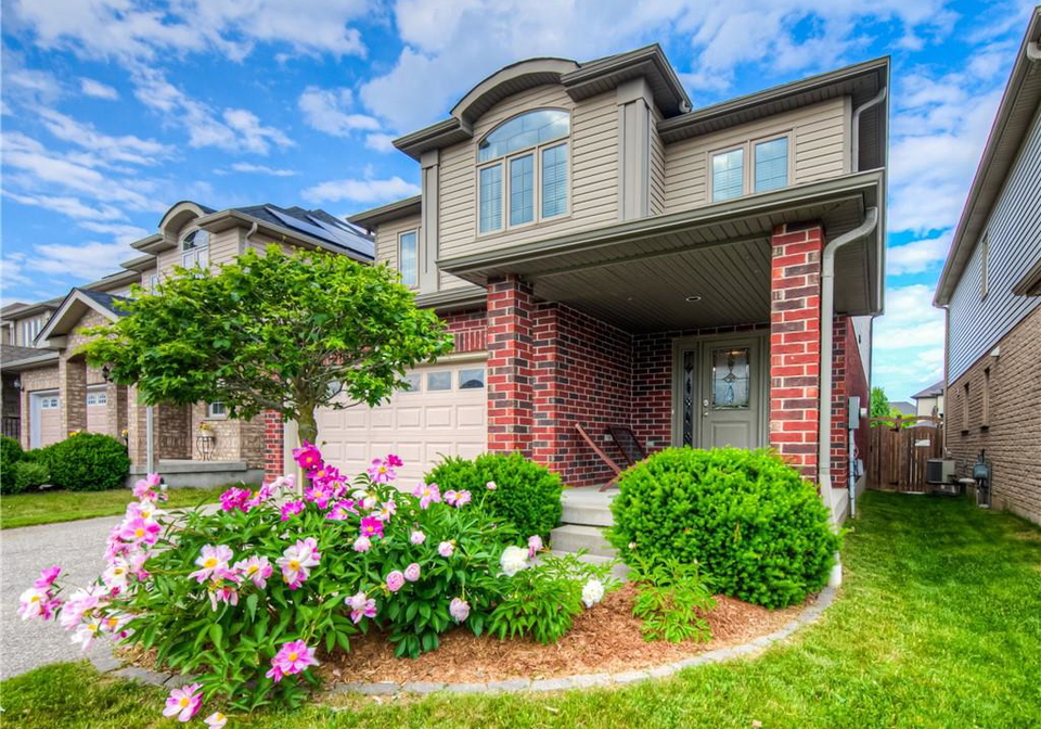 98-avery-crescent-breslau-ontario-40742687