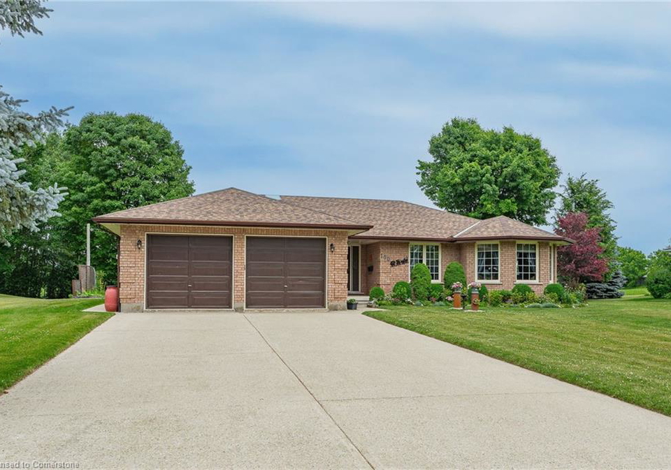 100-baird-street-s-bright-ontario-40742749