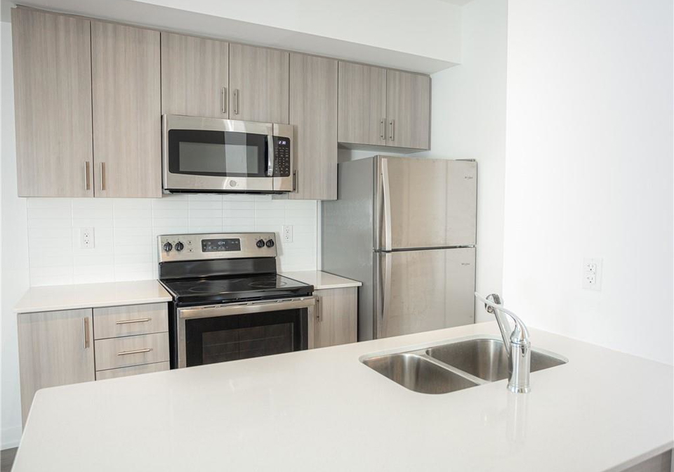 550-north-service-road-grimsby-ontario-40742856