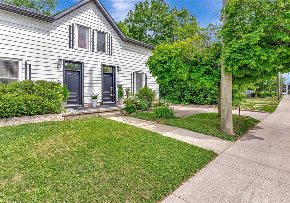 154-st-andrews-street-cambridge-ontario-40742871