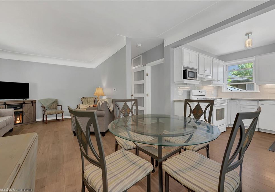130-york-road-dundas-ontario-40742896