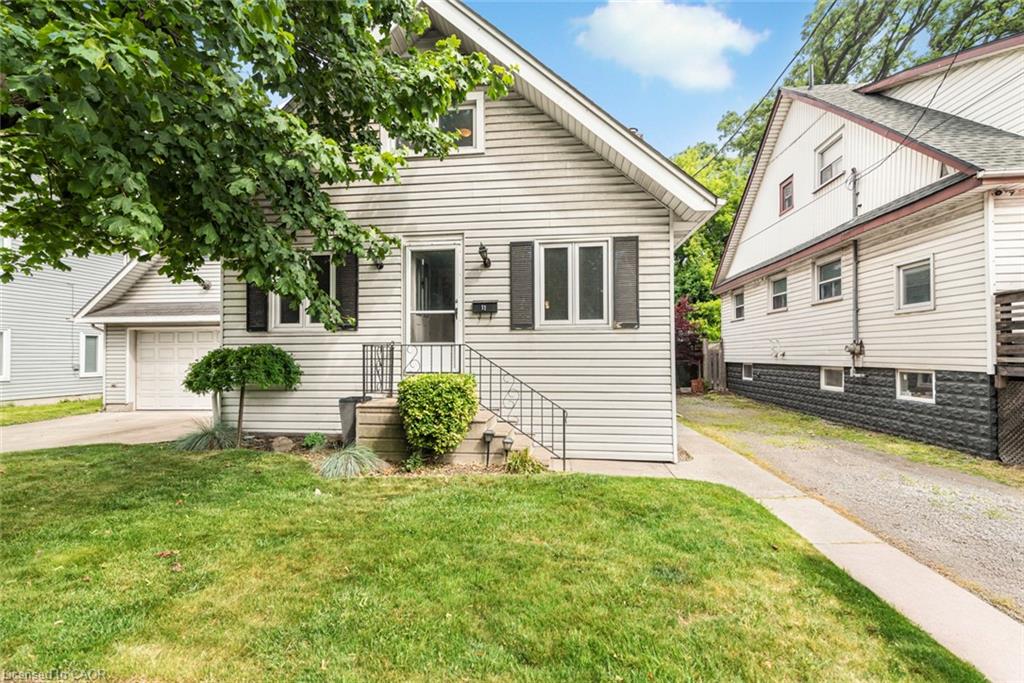 11-grafton-avenue-hamilton-ontario-40742900