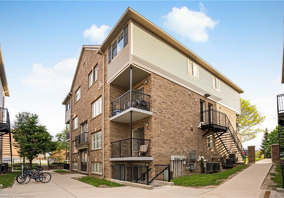 12-holborn-street-kitchener-ontario-40743005