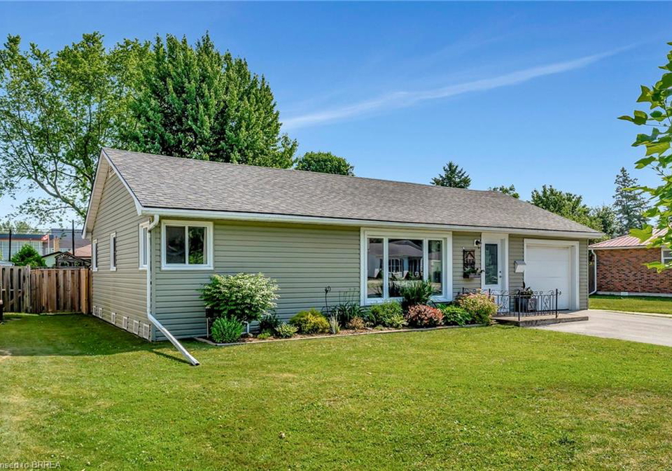 313-park-avenue-w-dunnville-ontario-40743016