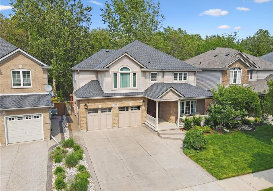 748-cedar-bend-drive-waterloo-ontario-40743060