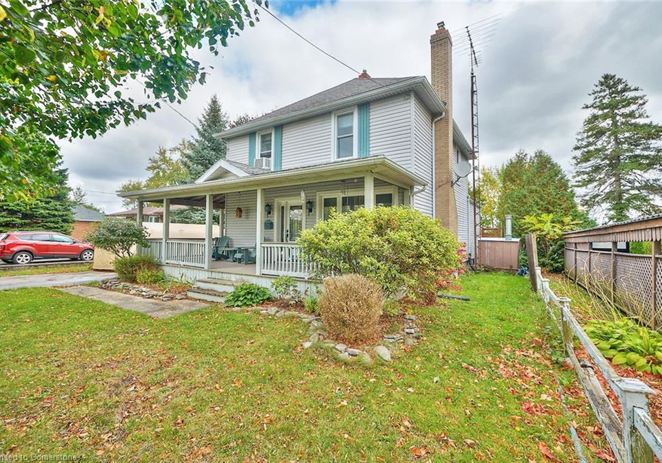 1435-station-street-fonthill-ontario-40743098
