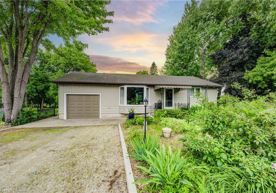 99-baird-street-s-bright-ontario-40743136