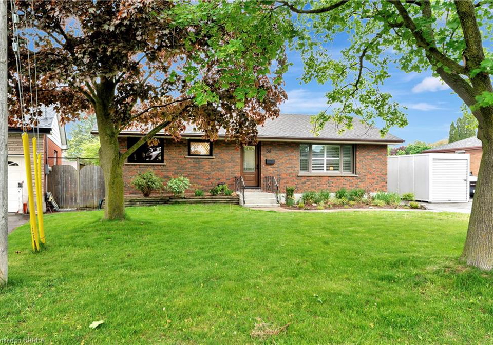 38-hickery-place-brantford-ontario-40743262