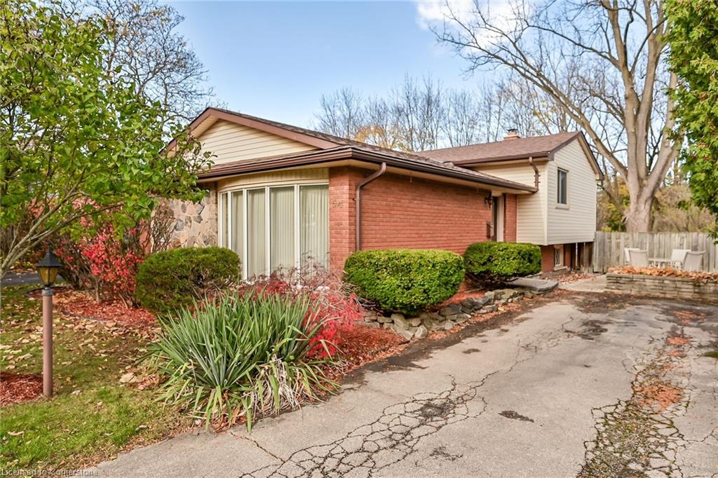 54-little-john-road-dundas-ontario-40743280