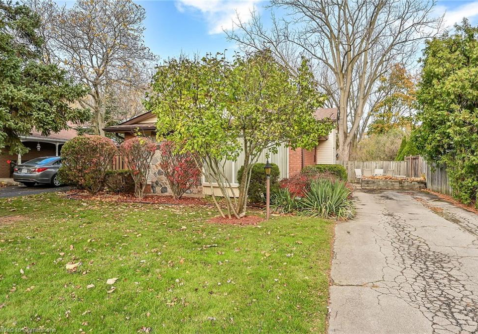 54-little-john-road-dundas-ontario-40743280