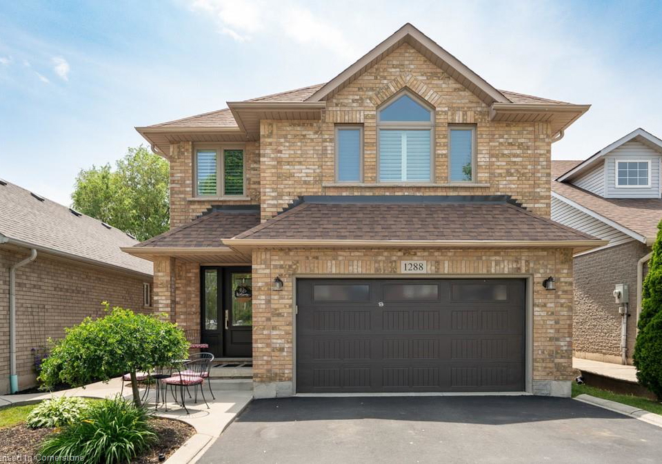 1288-inglehart-drive-burlington-ontario-40743321