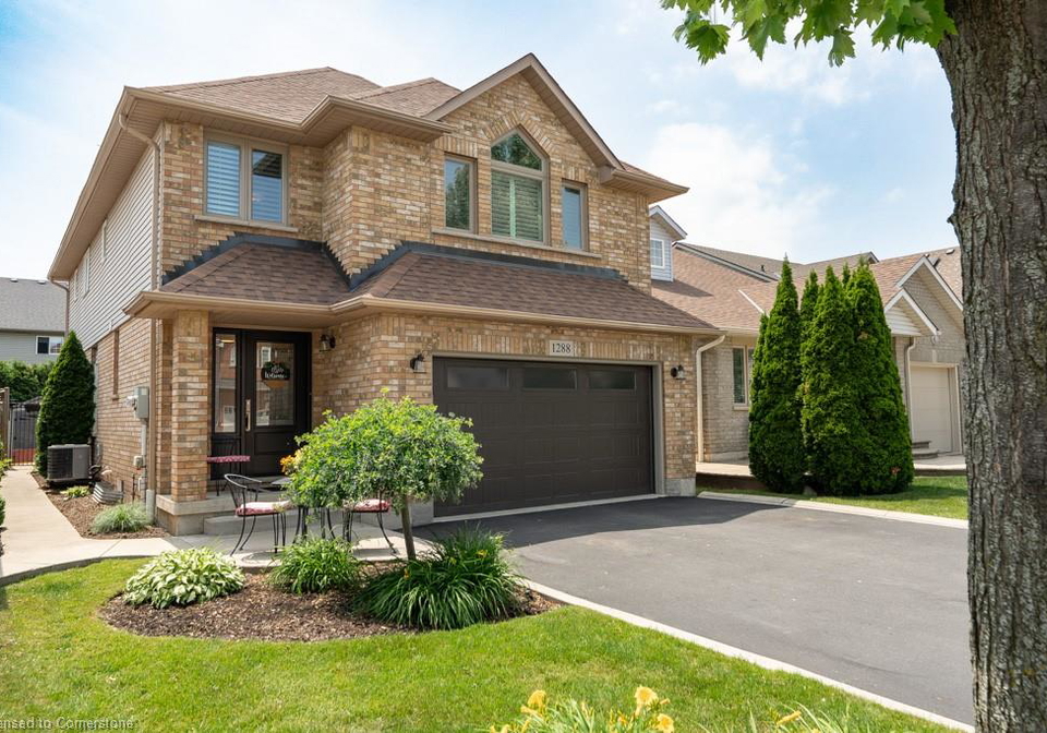1288-inglehart-drive-burlington-ontario-40743321