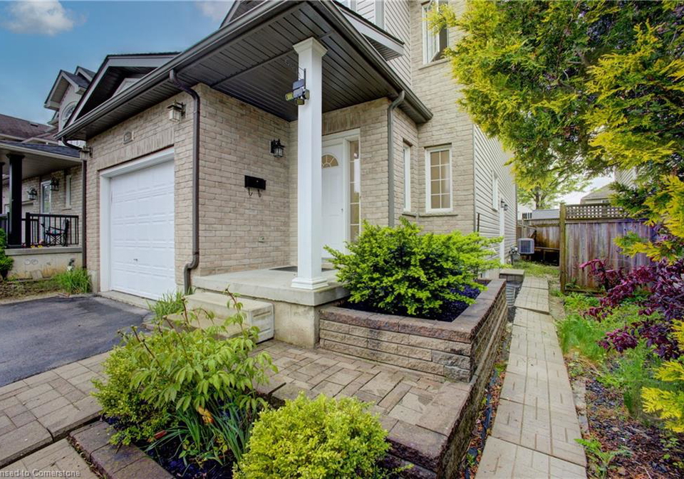 863-laurelwood-drive-waterloo-ontario-40743411