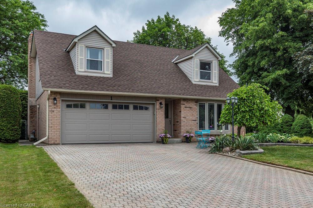 1-leith-court-ancaster-ontario-40743464
